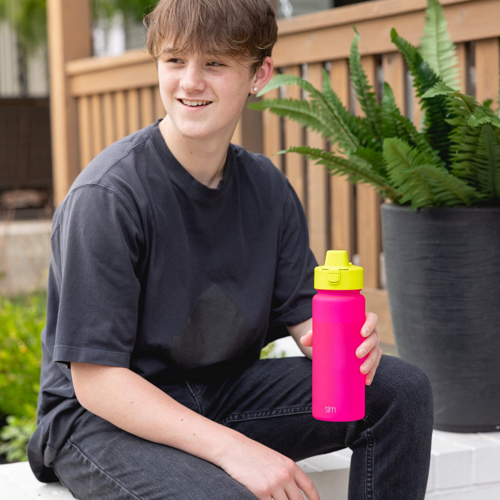 Simple Modern 22 fl oz Reusable Tritan Summit Water Bottle with Silicone Straw Lid|Raspberry Chartreuse - 4CWQ