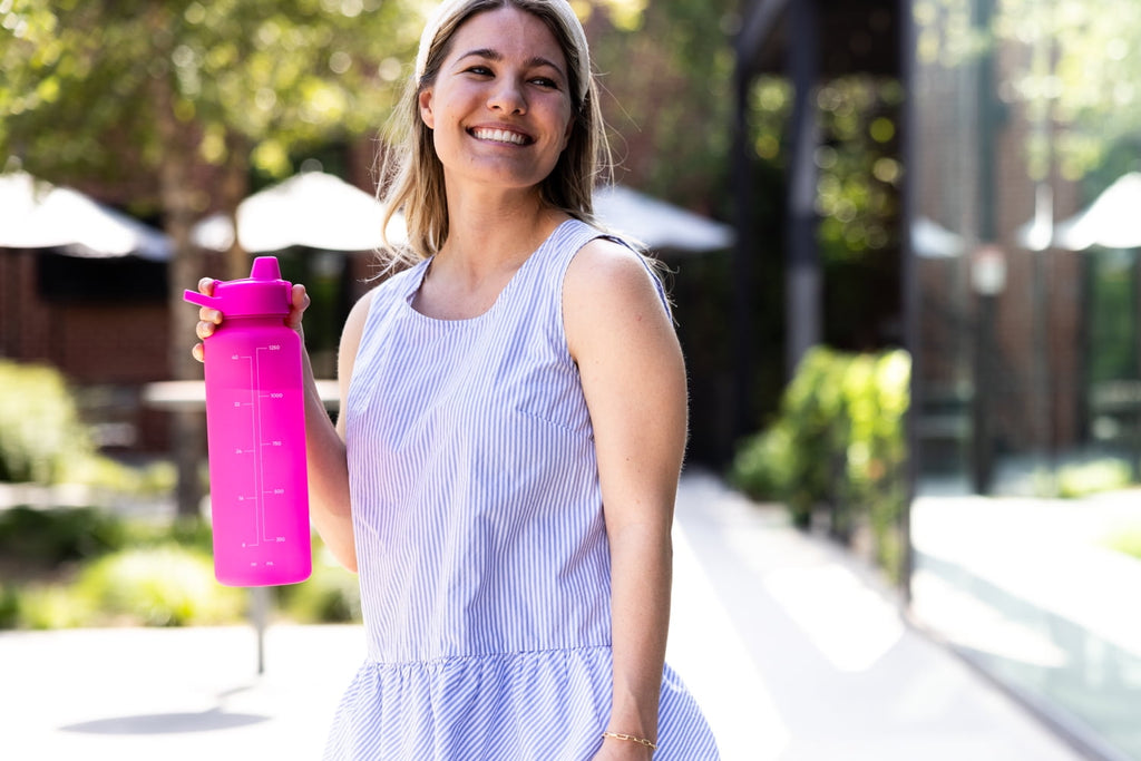 Simple Modern 48 fl oz Reusable Tritan Summit Water Bottle with Silicone Straw Lid|Raspberry Vibes - L8EW