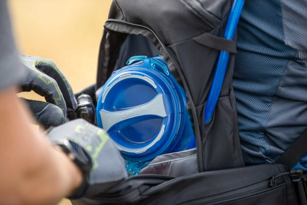 Camelbak Crux™ 2L Reservoir, Blue - WAWH