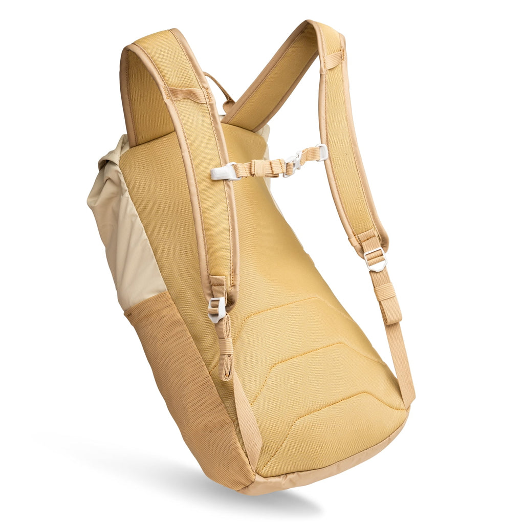 CamelBak Arête™ 18 Hydration Pack 50 oz, Canyon Clay - WWJ5