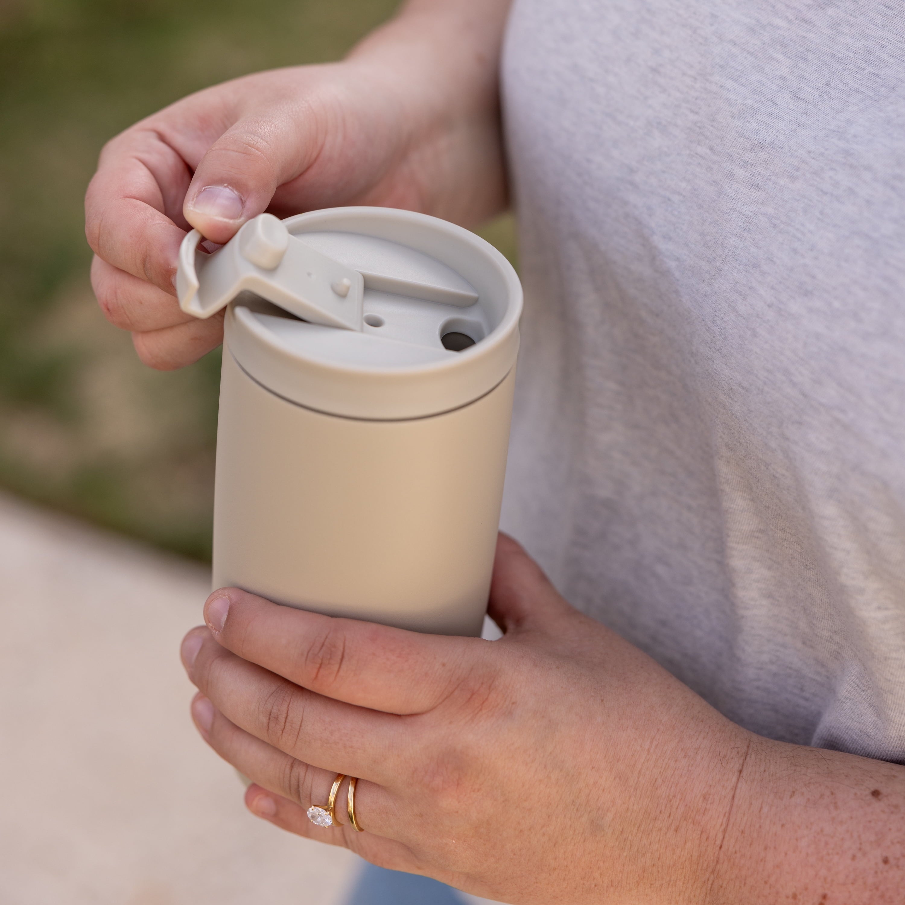 Simple Modern 16 fl oz Insulated Stainless Steel Voyager Coffee Tumbler with Insulated Flip Lid - YSZY