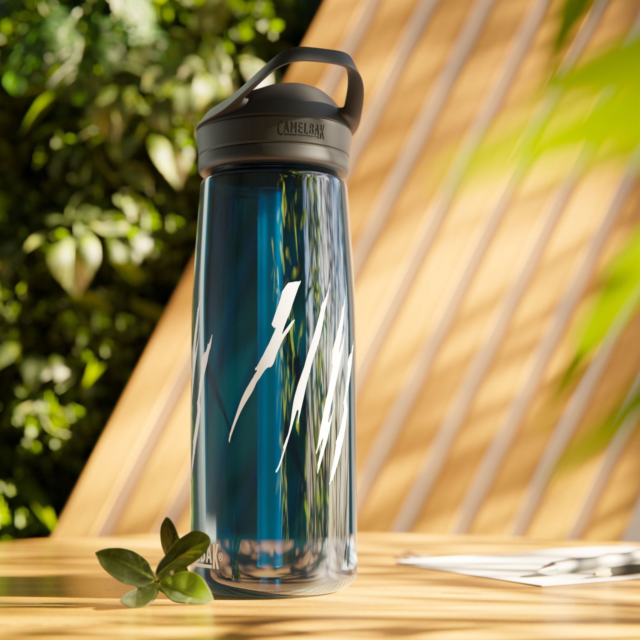 Effete Feline Claw Marks Scratch CamelBak Eddy®  Water Bottle, 20oz\25oz - GJWK